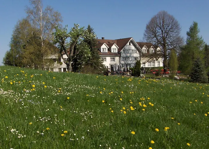 Und Restaurant Wolfensberg