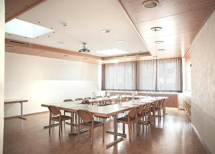 Und Restaurant Wolfensberg 3*