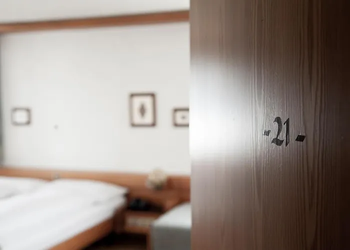 Hotel Und Restaurant Wolfensberg Degersheim