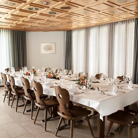 Und Restaurant Wolfensberg Hotel Degersheim